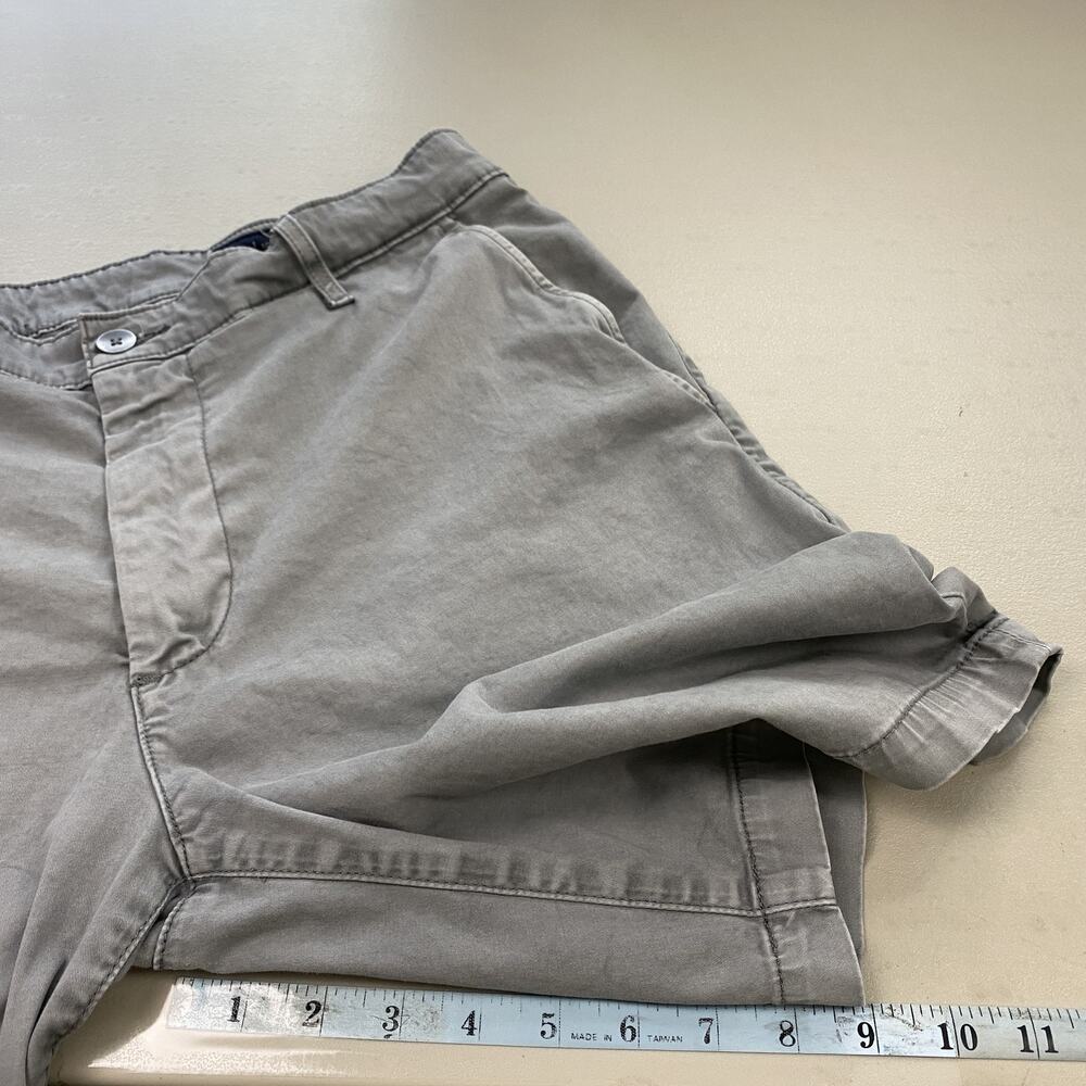 AG Wanderer Slim Shorts Mens 36x9 Gray Stretch Casual Chino Flat Front - Picture 8 of 14